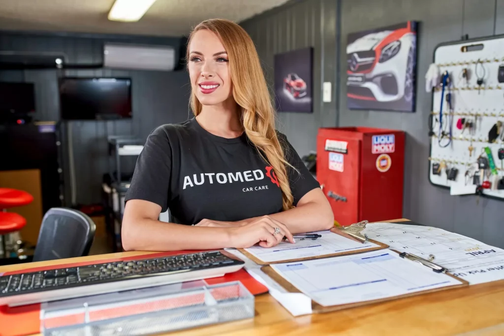 AutoMed-Retail-Business-Photography-Sarasota Lifestyle Photography Business Mechanic Women Posing Sarasota