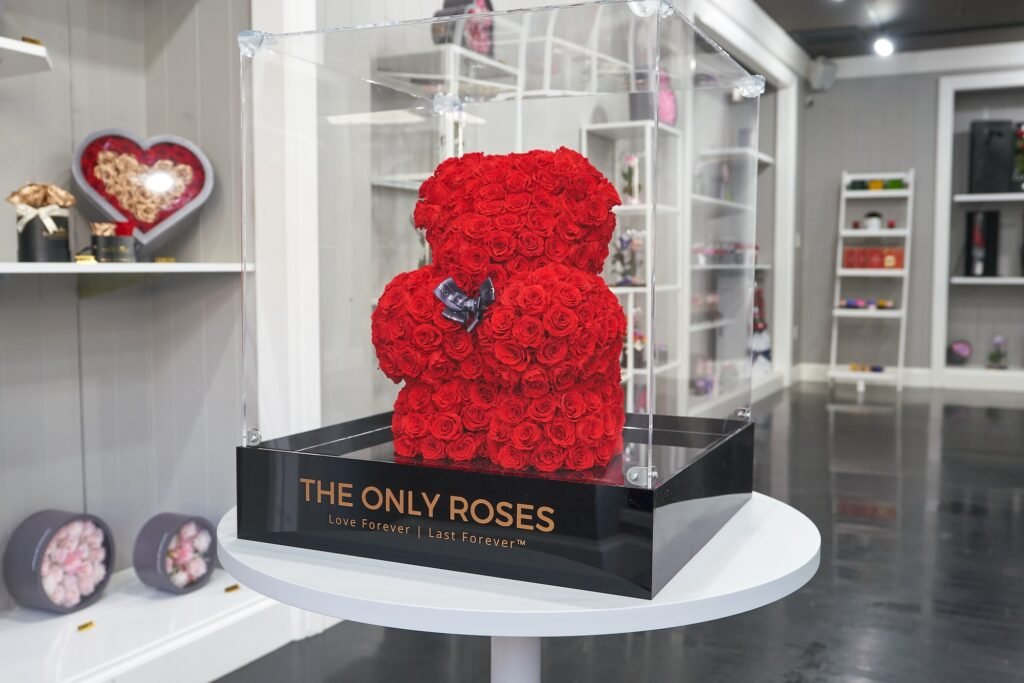 TheOnlyRoses-Retail-Store-Photography Commercial Storefront Photography Only Roses Business Rose Bear