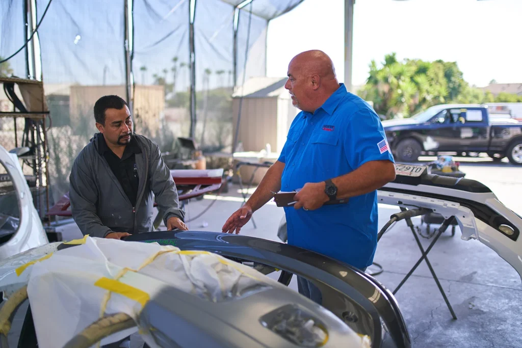 sarasota-business-photographer-autobody-lifestyle-001 Business Lifestyle Photograph Auto Body Shop Sarasota