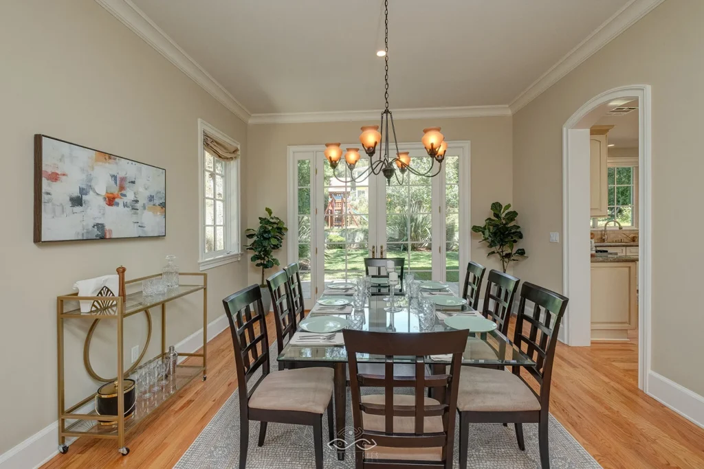 sarasota-real-estate-dining-room-001 Luxury Dining Room Real Estate Photography Listing Sarasota